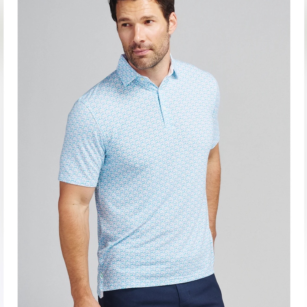 TASC Cloud Lightweight Polo Shirt in Chalk Blue White Short Sleeve Top Size L